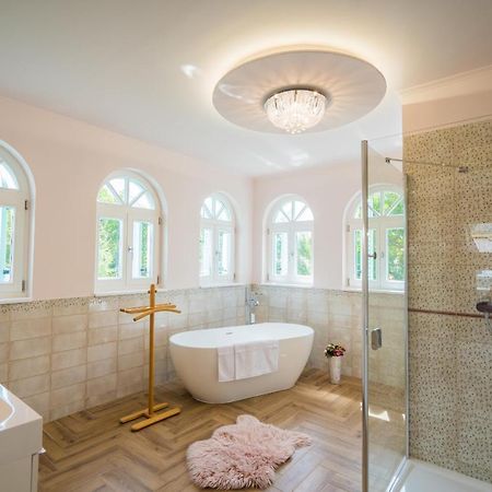 Harmony Boutique Villa Шиофок Экстерьер фото