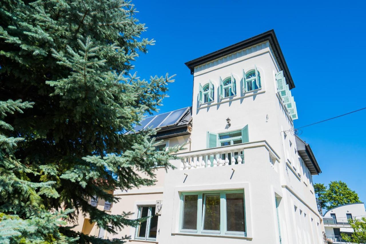 Harmony Boutique Villa Шиофок Экстерьер фото